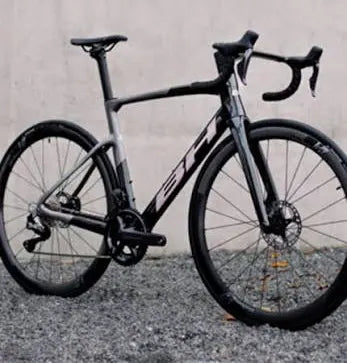RS1