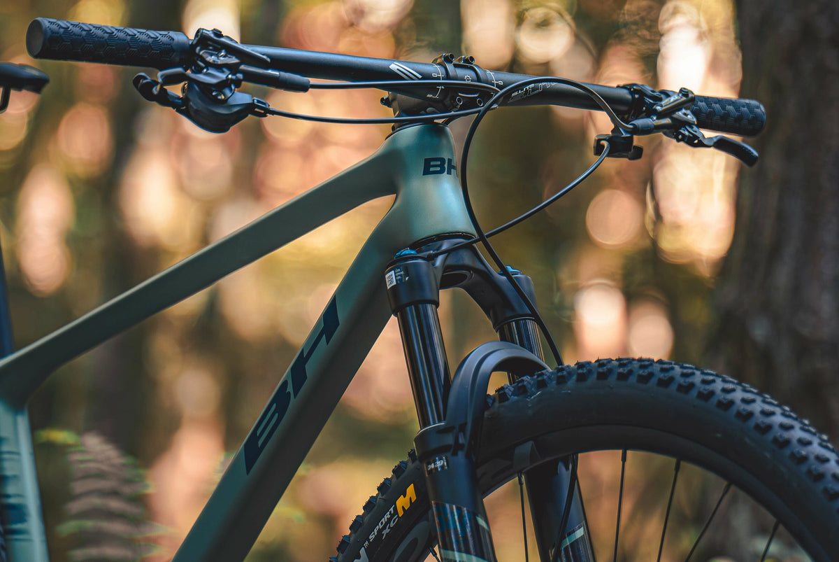 Bicicleta Mountain Bike Ultimate 8.0 Aro 29 PREVENTA
